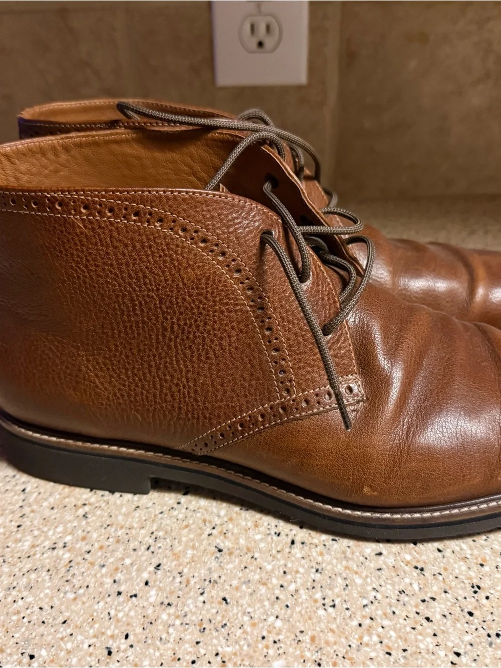 Johnston & Murphy Tan Brown Leather Chukka Boots